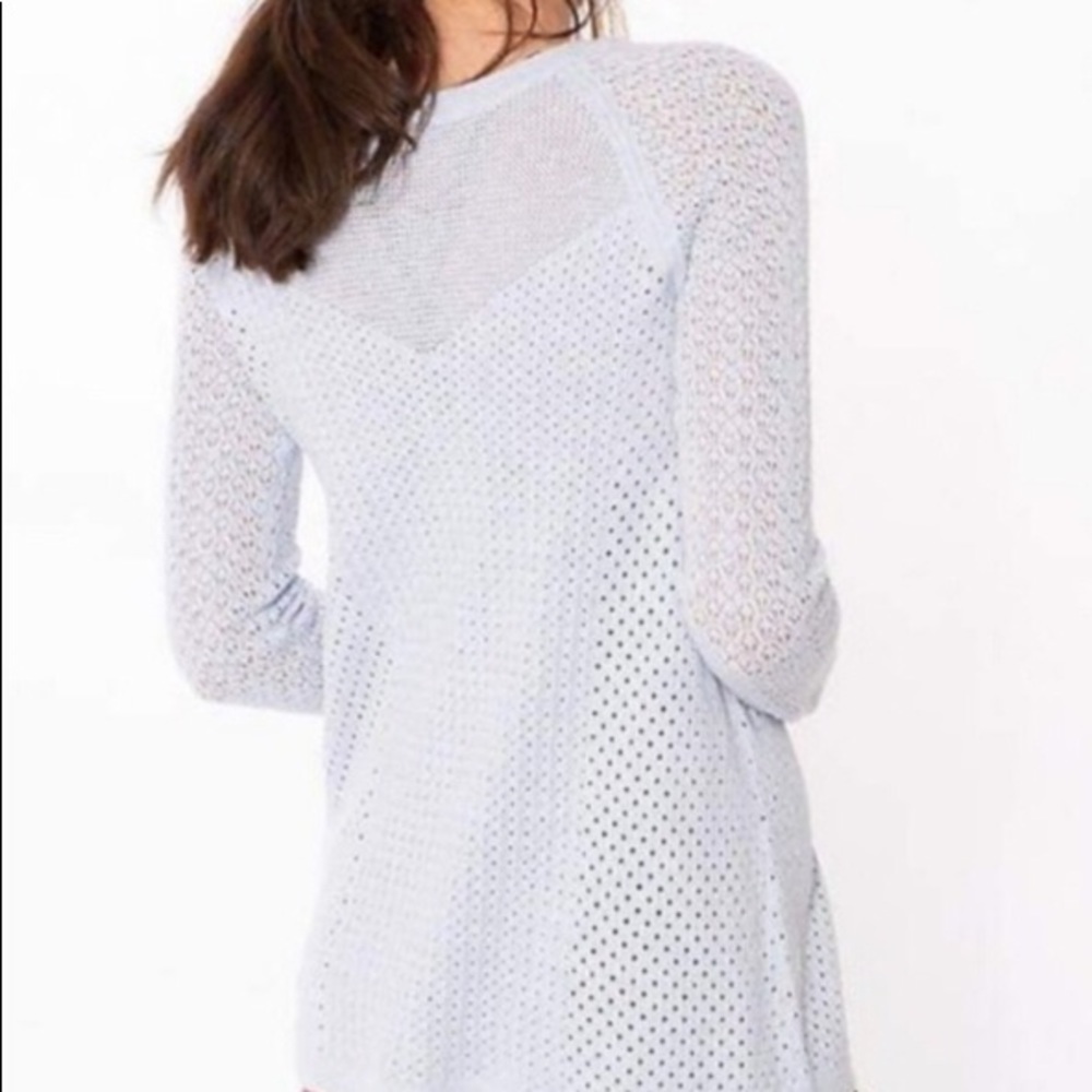 IVIVVA to the pointe sweater